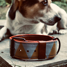 Load image into Gallery viewer, PYRAMIDAL LEATHER DOG COLLAR
